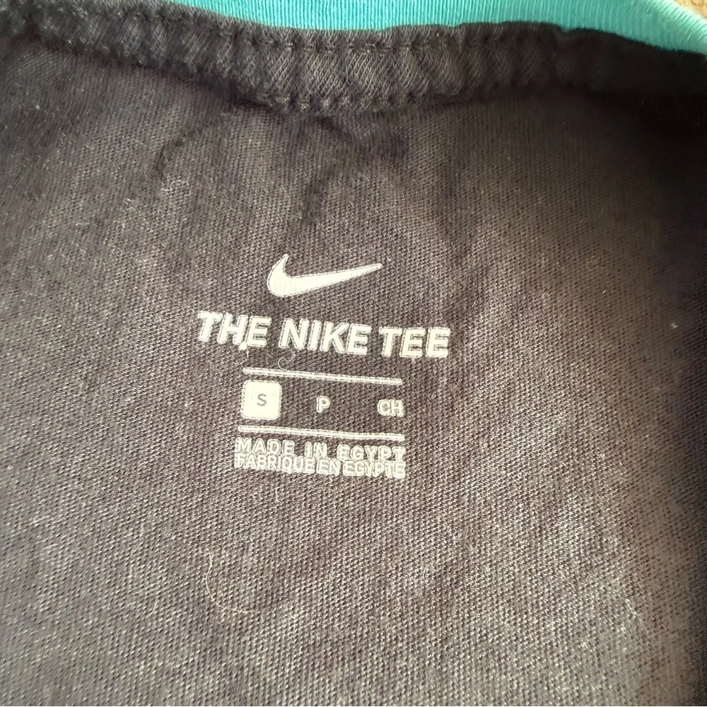 Nike Women's Sportswear Cotton Colorblocked Cropped T-Shirt S